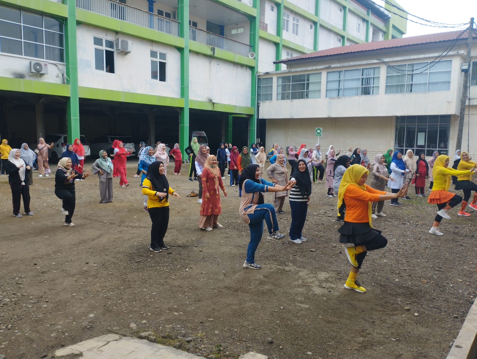 Awali Jumat Sehat dengan Senam Pagi Bersama RSUD KOTA PADANGSIDIMPUAN Image