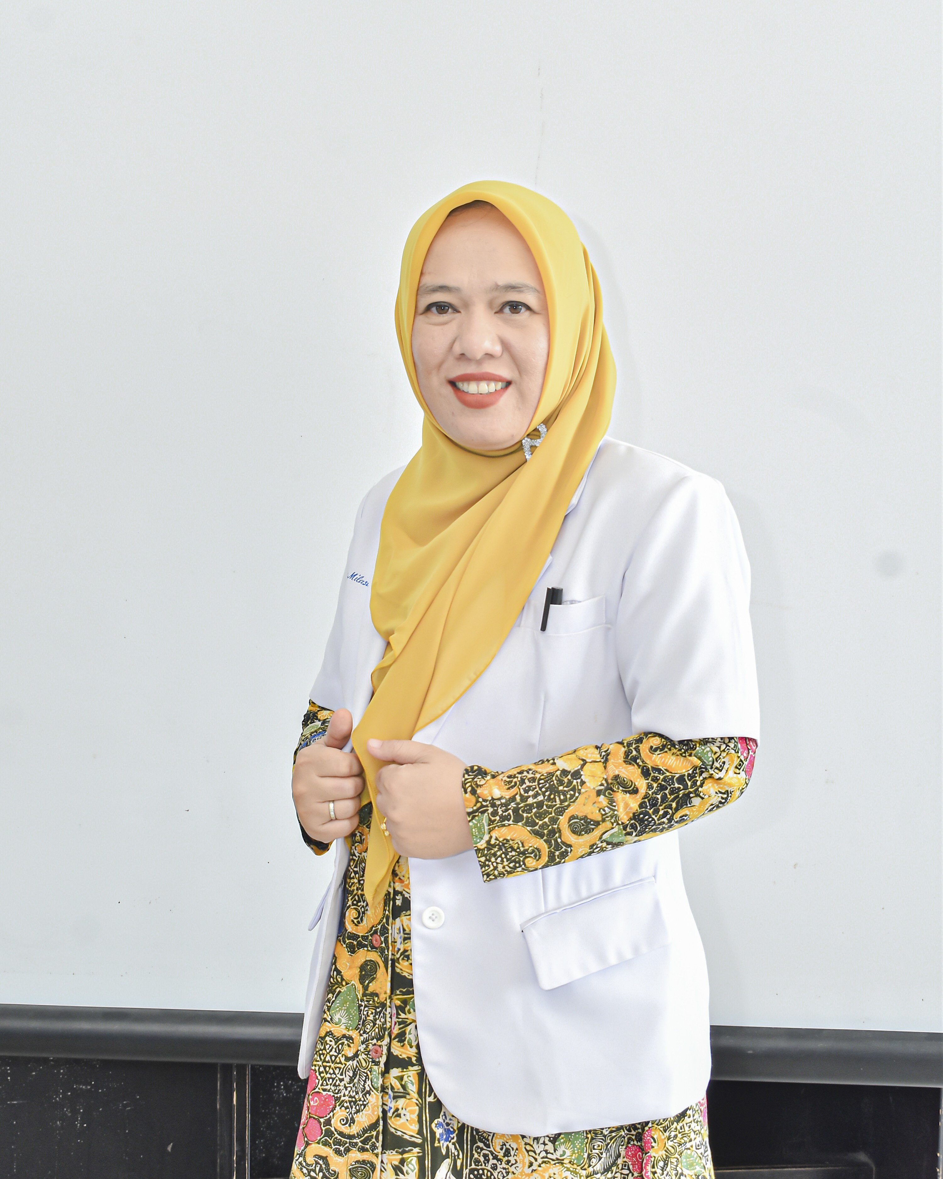 dr. Rina Milasari Nasution Image