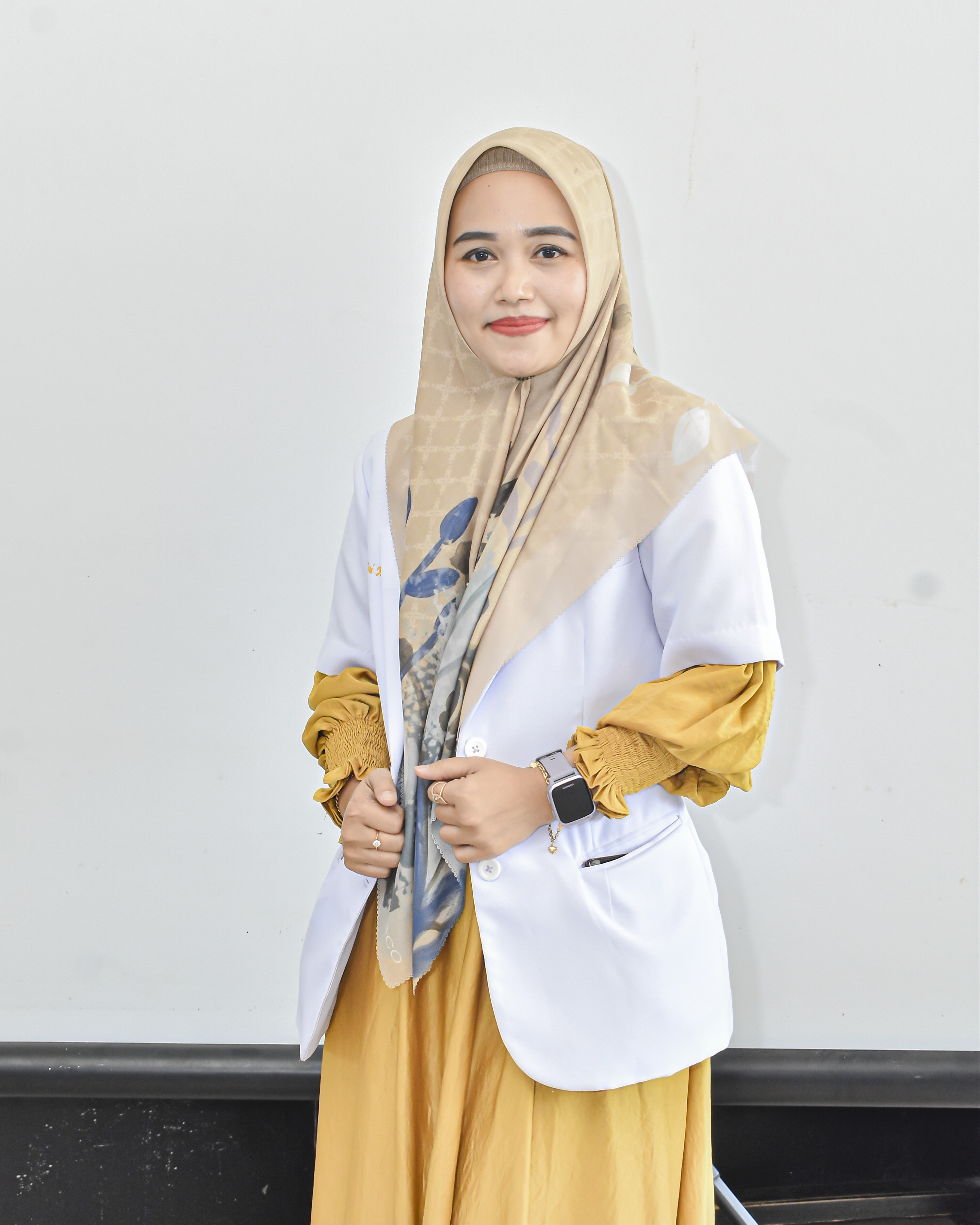 dr. Rini Yuningsih Image