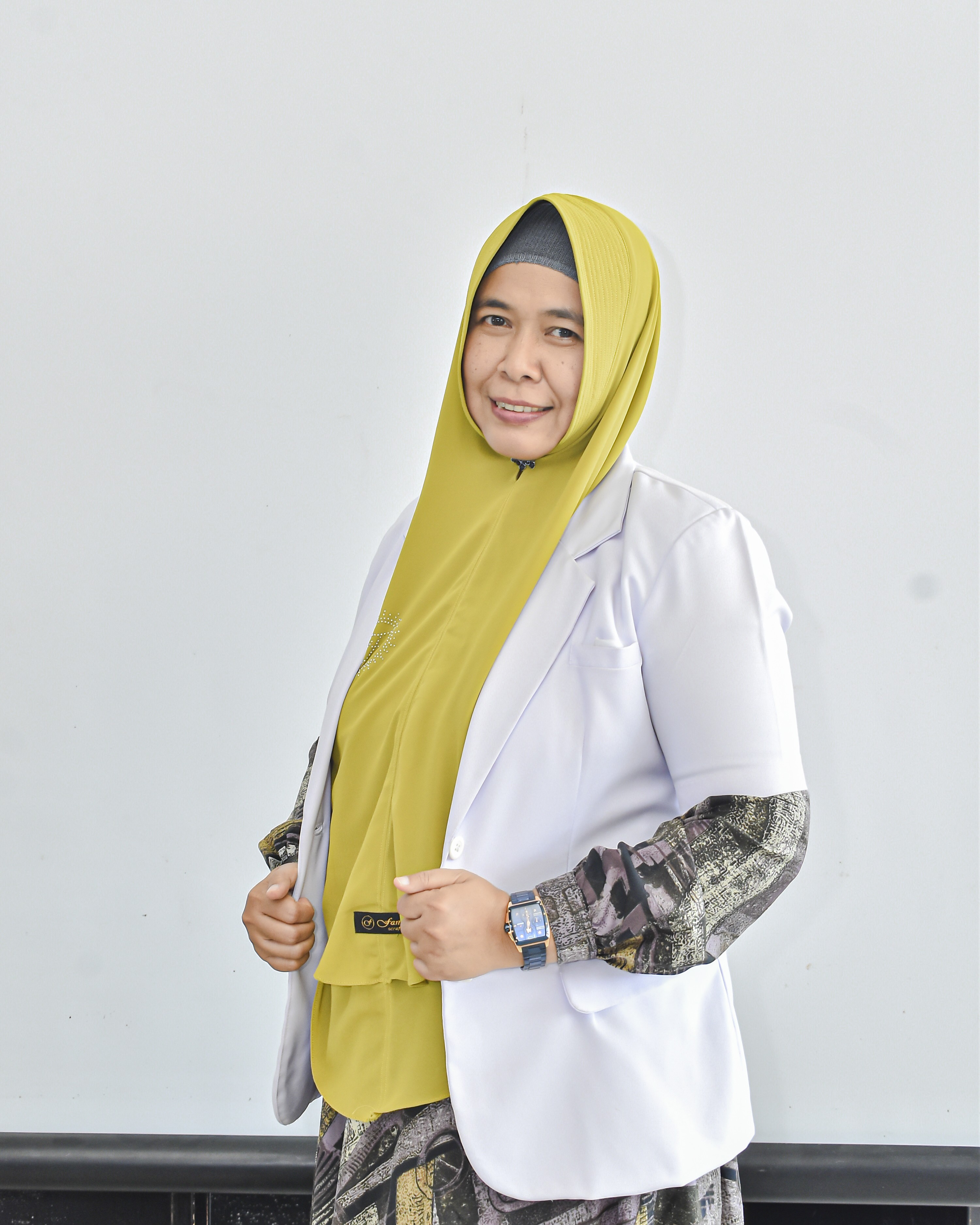 dr. Sri Wahyuni Image