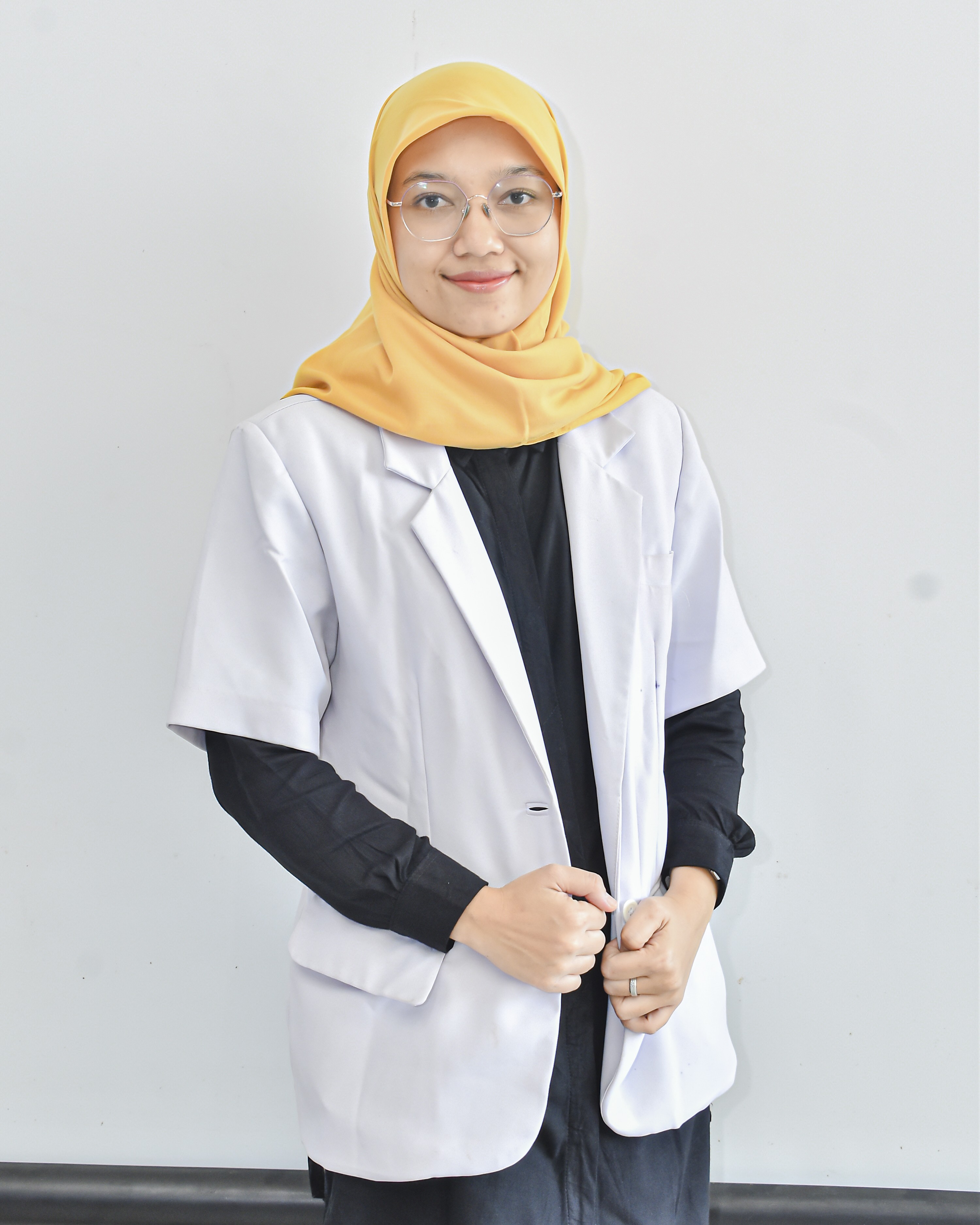 dr. Dina Maliana Image